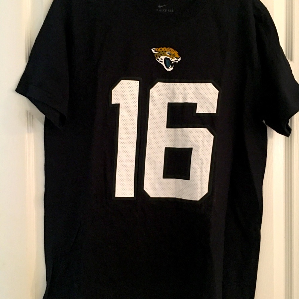 NFL Teeshirt Lawrence.#16